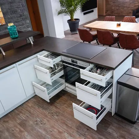 Waldstrassenviertel Loft Terrasse, Redbull Arena דירה